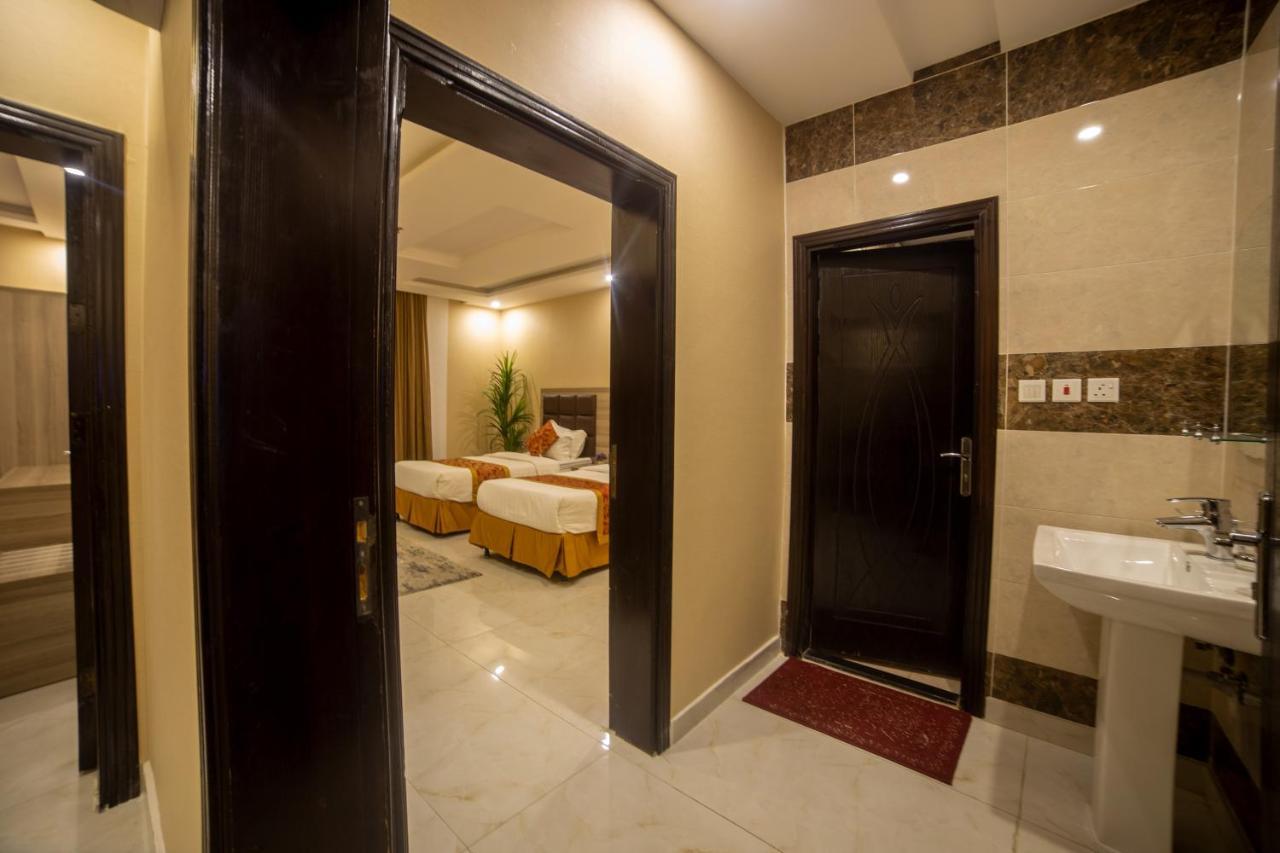 होटल के अलावा Hykayat Abeer Served Apartments Jeddah